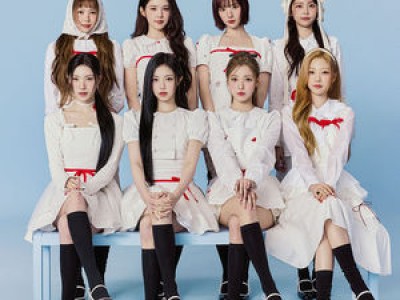 하츠투하츠 첫 팬미팅에서 신곡 RUDE! 공개
