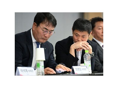 최영일 전 부회장 법인카드로 1000만 원 결제한 일식당 운영자와 결혼