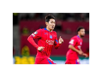 이강인 교체 출전으로 PSG 승리 이끌어