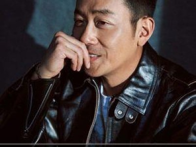 하정우 로비로 코미디 영화 다시 내놔